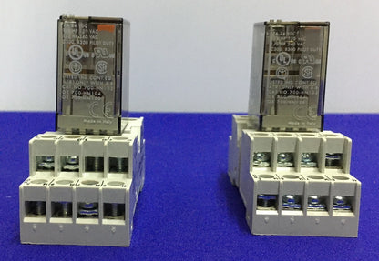 1 LOT VAN 2 Allen Bradley - 700-HN103 MINIATUUR RELAIS SOCKET &amp; 700-HC24Z24-4 RELAIS 