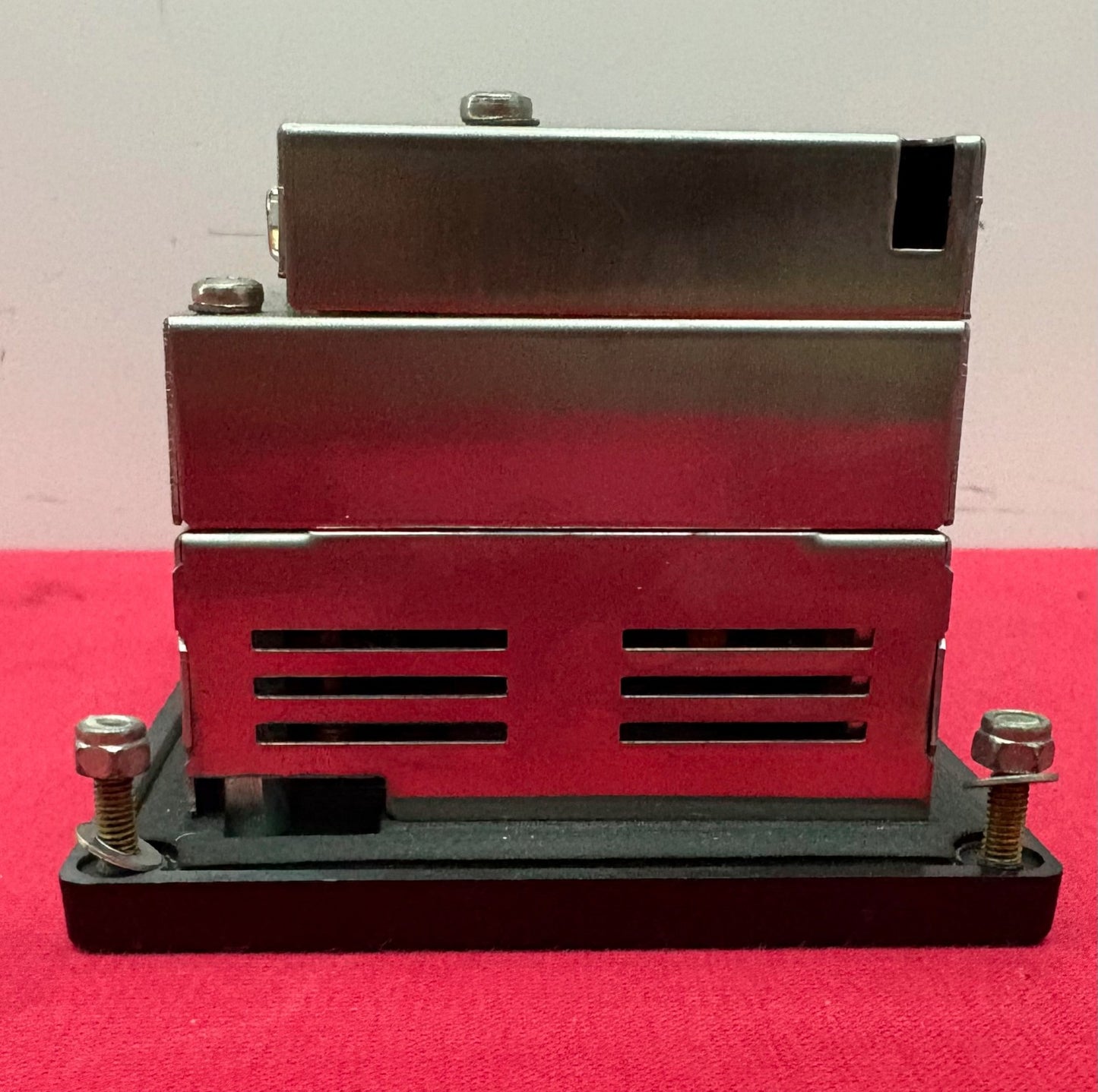 UniOP ™ MD02R-04-0045 CONTROL PANEL OPERATOR INTERFACE - FOR PARTS/REPAIR