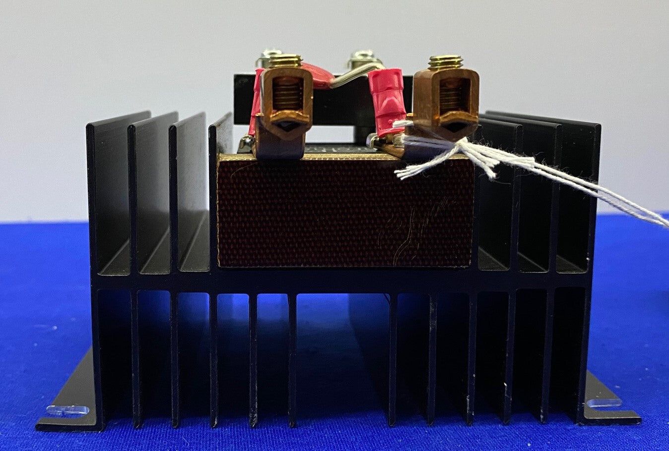 Pilote de relais Chromalox 7710-302320 avec relais statique 4115-20250 et 0135-20106