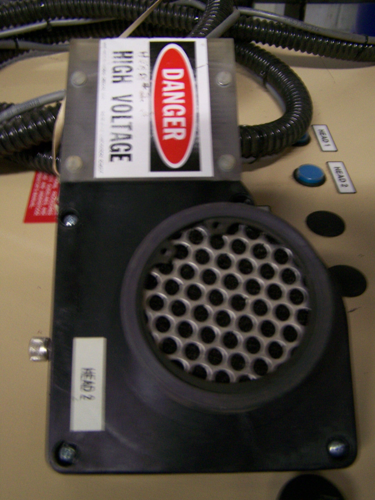 TRATADOR DE SUPERFICIES POR CHORRO DE PLASMA COROTEC CORP PJ2 120 VOLTIOS 8 AMPERIOS PIEZAS O REPARACIONES 