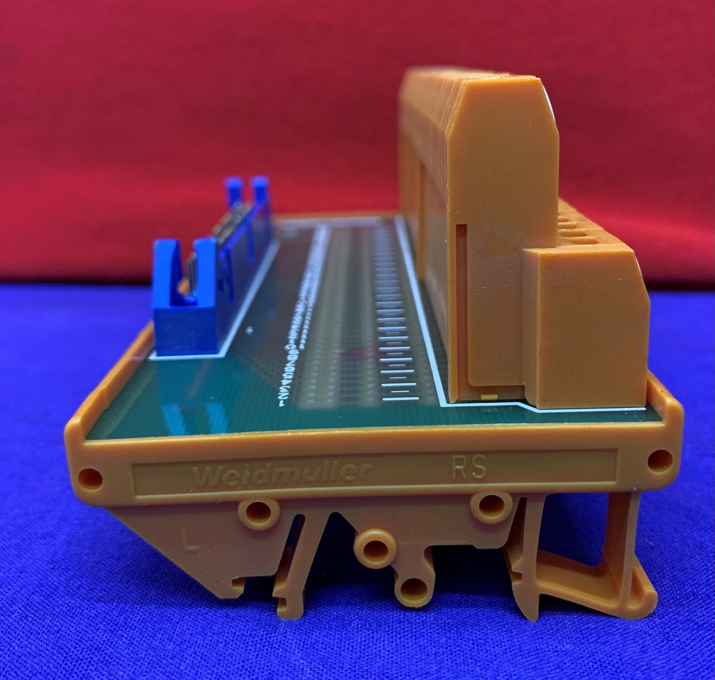 Weidmuller 914898 RI-50A / RI 50A Din Rail Mount, HOLD DOWN CABLE CLIP MISSING