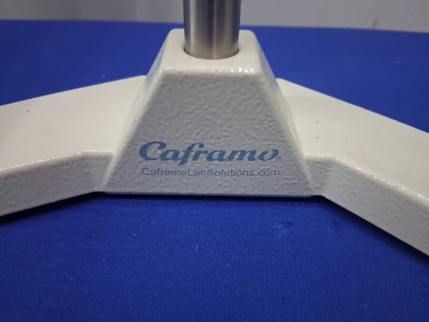 CAFRAMO 2002 COMPACT DIGITAL OVERHEAD STIRRER WITH STAND SHAFT & ROD 40-2002 RPM