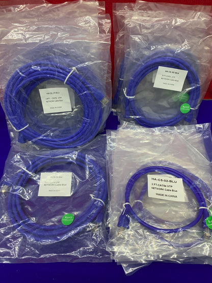 Lot de 20 câbles réseau bleus Cat52e/Cat6UTP - Voir l'annonce pour connaître les quantités et les modèles.