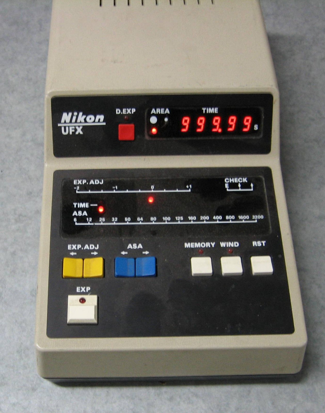 Controlador de fotografía NIKON modelo UFX