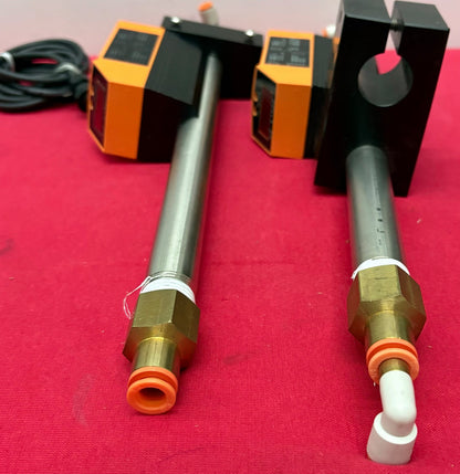 EFECTOR SD6001 COMPRESSED AIR METER FLOW SWITCH ANALOGUE OUTLET QTY 2 -FOR PARTS