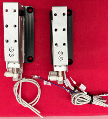 SMC MXH10-40Z 2C8-3NB PRECISION CYLINDER AIR LINEAR SLIDE w/ D-M9PW -1 LOT QTY 2