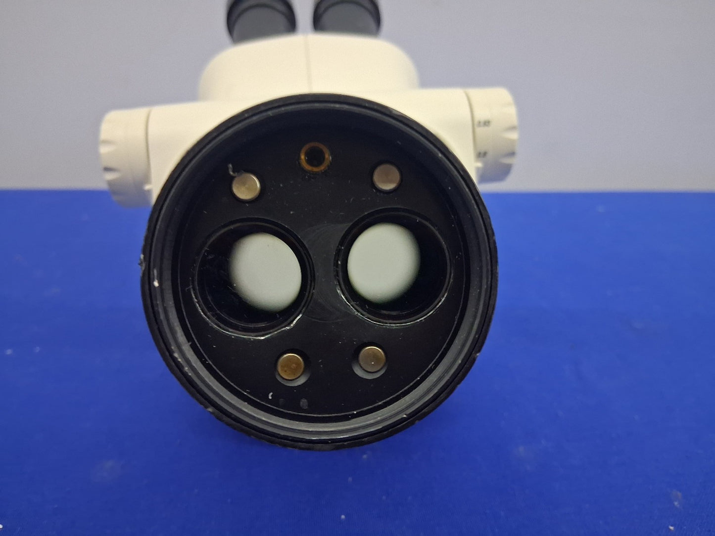 Leica S4E 6.3-30X Stereo Zoom Microscope Head Only 10446293 with 10x Eyepieces