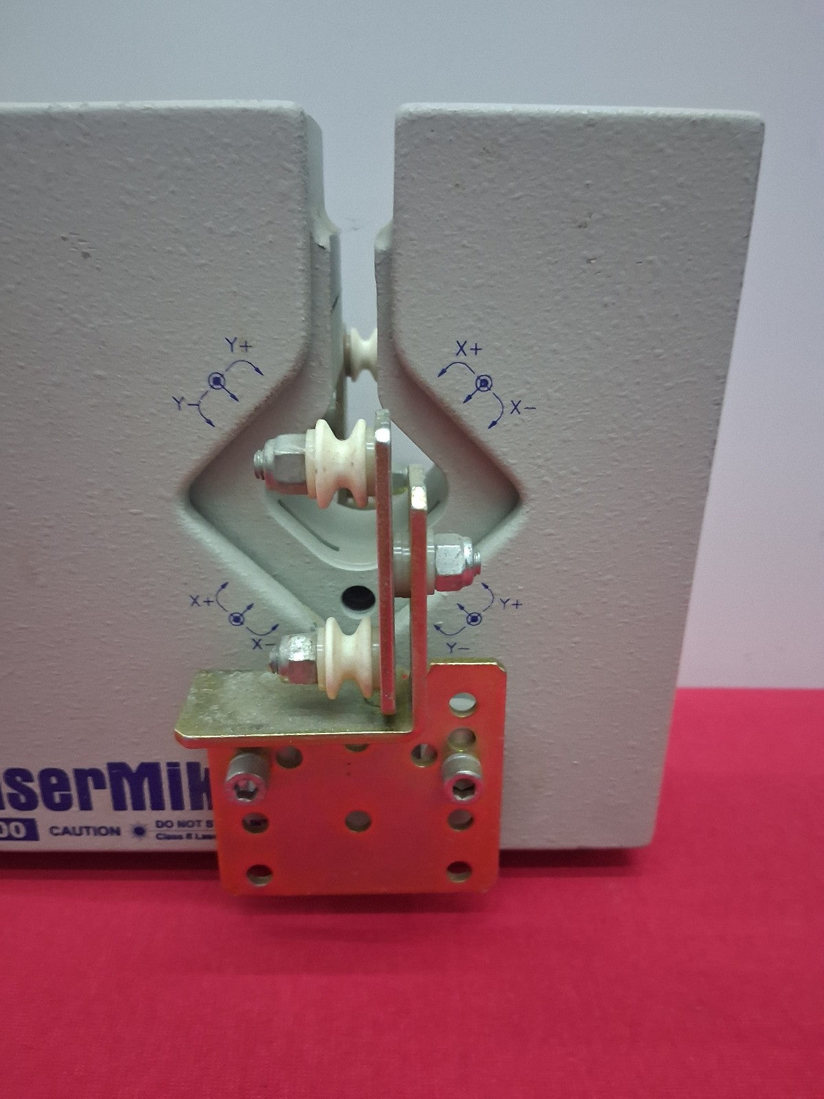 Beta Lasermike Accuscan 3000 DEVICE GA1530-7422-2/A FOR PARTS/REPAIR