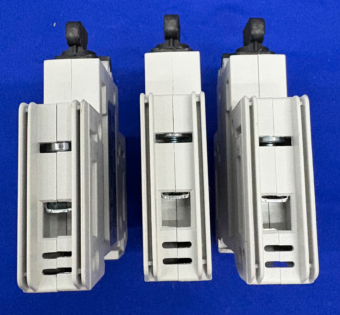 COOPER BUSSMANN CCP-1-30CC / CCP-CC CIRCUIT BREAKER  - 1 LOT QTY 3