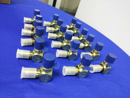 1 PAQUETE/CAJA CANTIDAD DE 18 ADAPTADOR DE CODO DAYCO 849-FS-04X04