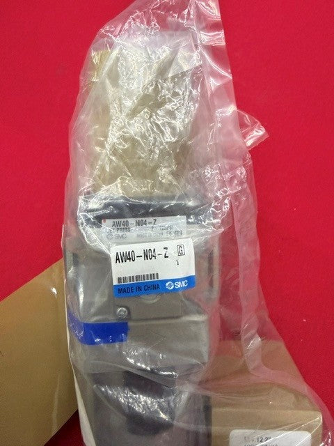 SMC AW40-N04G-Z Filter/Regulator, Air  1/2NPT  gauge old style