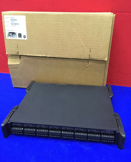 IO TECH DBK-48 DBK48 CONDITIONNEMENT DE SIGNAL 16 CANAUX. 4 UNITÉS J TC DATAFORTH 8B47 