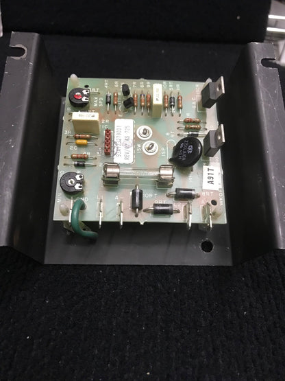 DAYTON ELECTRIC CO. 4Z827C MOTOR SPEED CONTROL AMPS MAX 3 FOR PARTS REPAIR