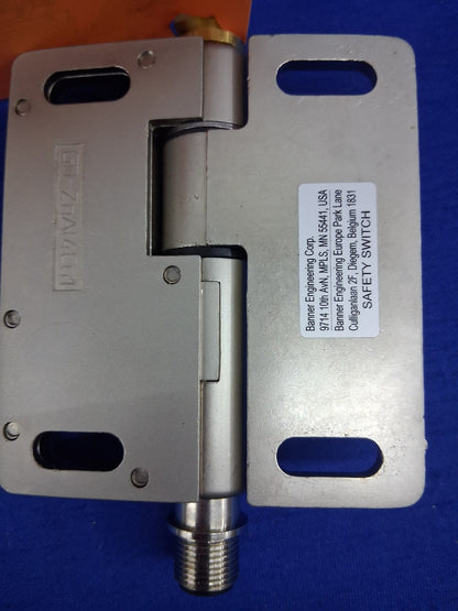 BANNER ENGINEERING CORP 46731 SI-HG80DQD HINGE SAFETY INTERLOCK SWITCH