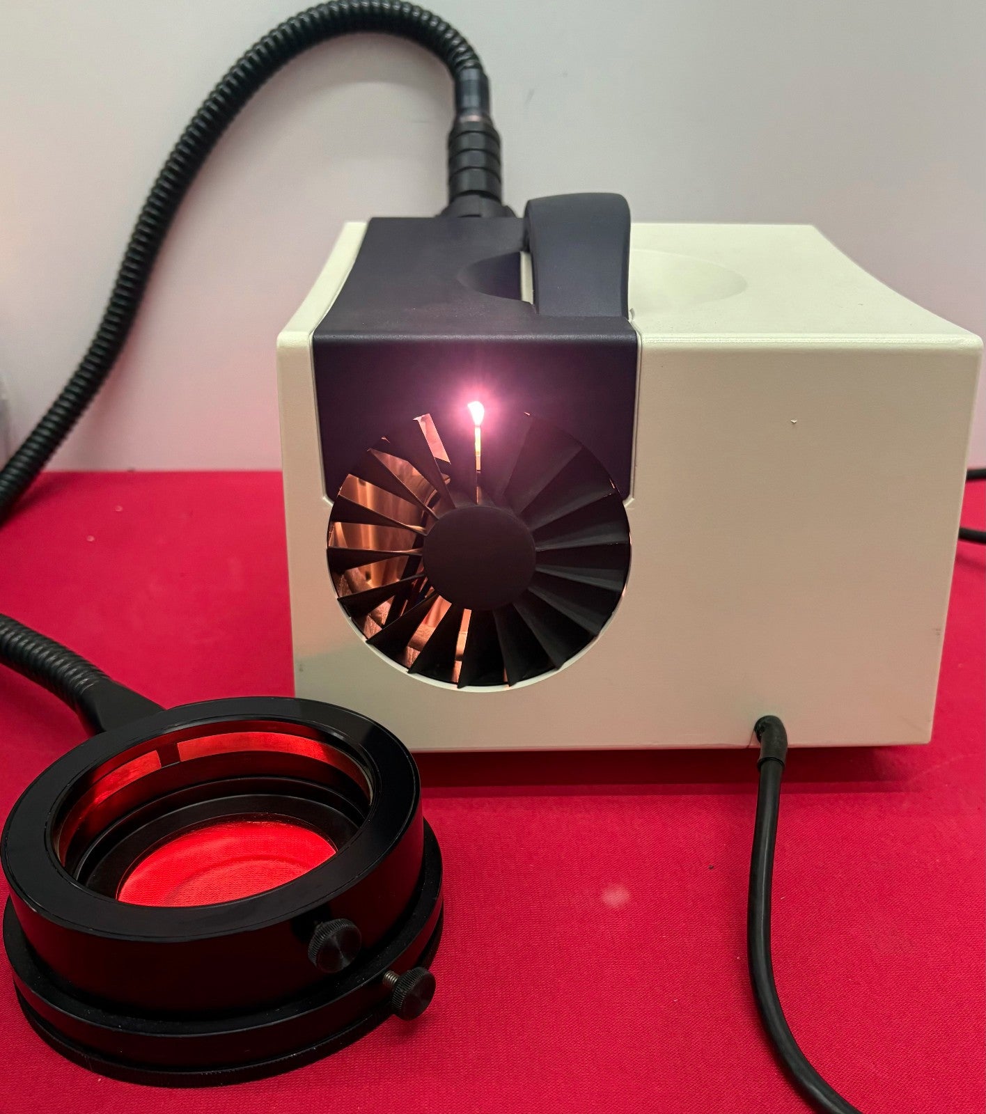 SCHOTT LEICA KL2500 LCD LIGHT SOURCE w/ NO BRAND RING-LIGHT FOR MICROSCOPE