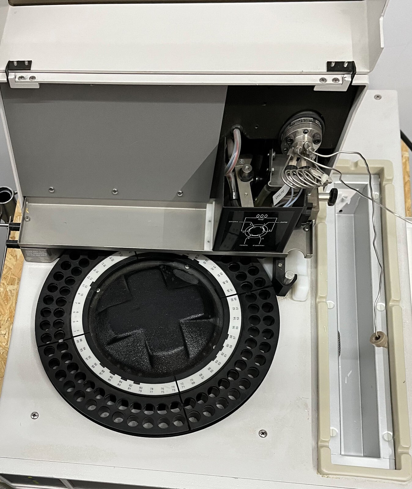 BECKMAN GOLD 507 AUTOSAMPLER/168 DETECTOR/126 OPLOSMIDDELMODULE 1 LOT ONDERDELEN/REPARATIE