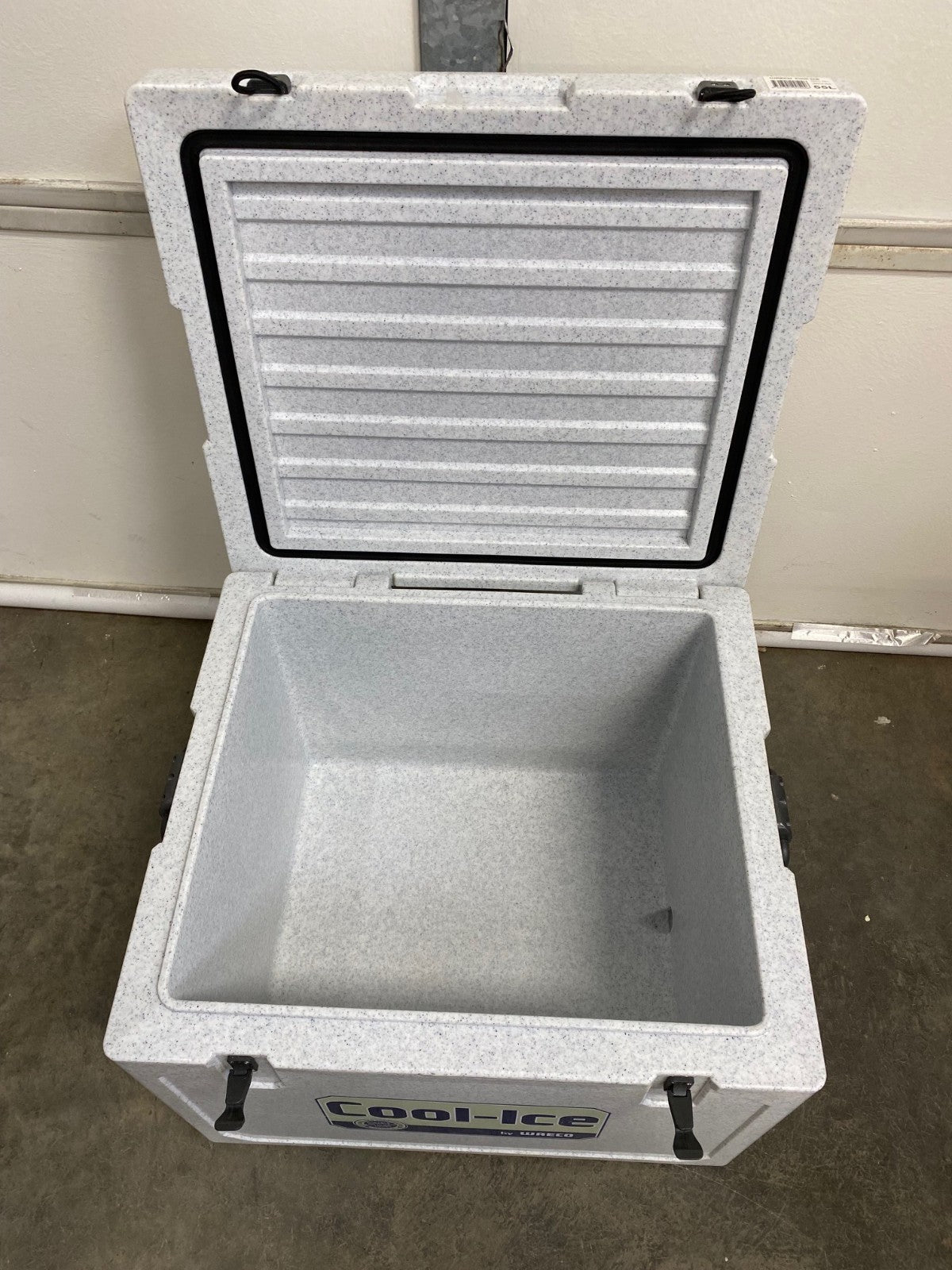 WAECO COOL-ICE 55L WCI-55 COOLER/FREEZER,O/D 22.24" X 19.09" X 16.54",I/D 19.69"