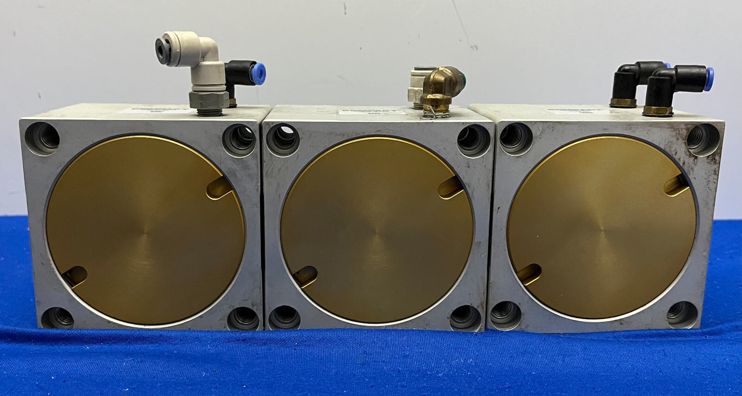 CILINDRO COMPATTO A CORPO QUADRATO IN POLLICI S3X1 ALESAGGIO: 3 CORSA: 1 Lotto di 3