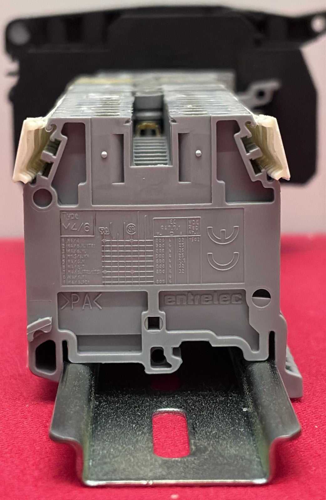 ENTRELEC M4/6 (QTY 68), FEM13U (QTY 4) & ABB BAM2 (QTY 9) TERMINAL BLOCKS