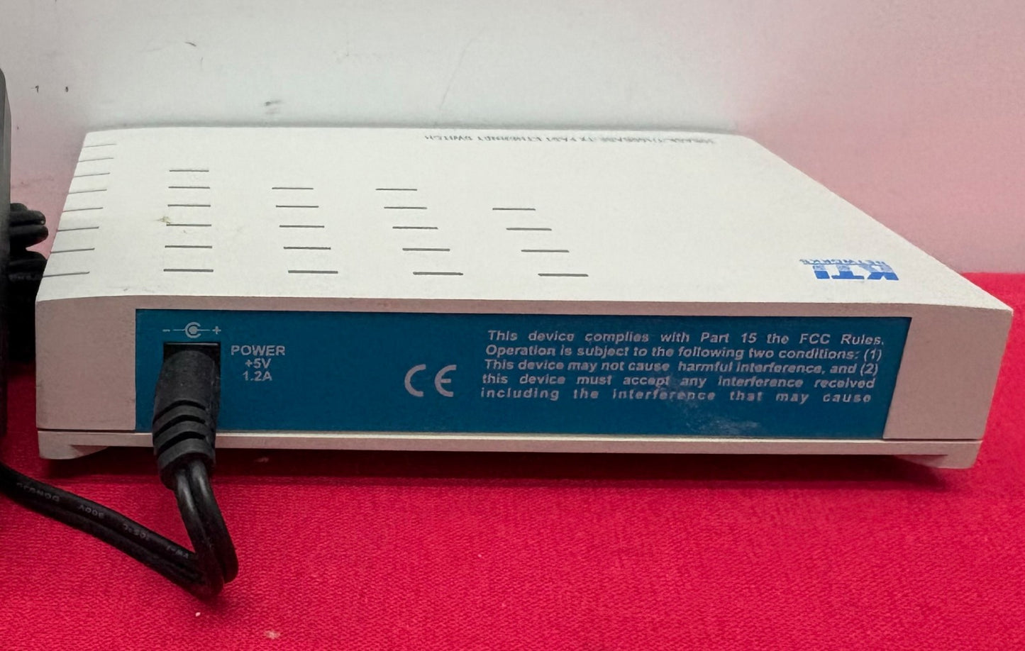 KTI KS-150 5-PORT 10/100 SOHO SWITCH 10BASE-T/100BASE-TX FAST ETHERNET SWITCH