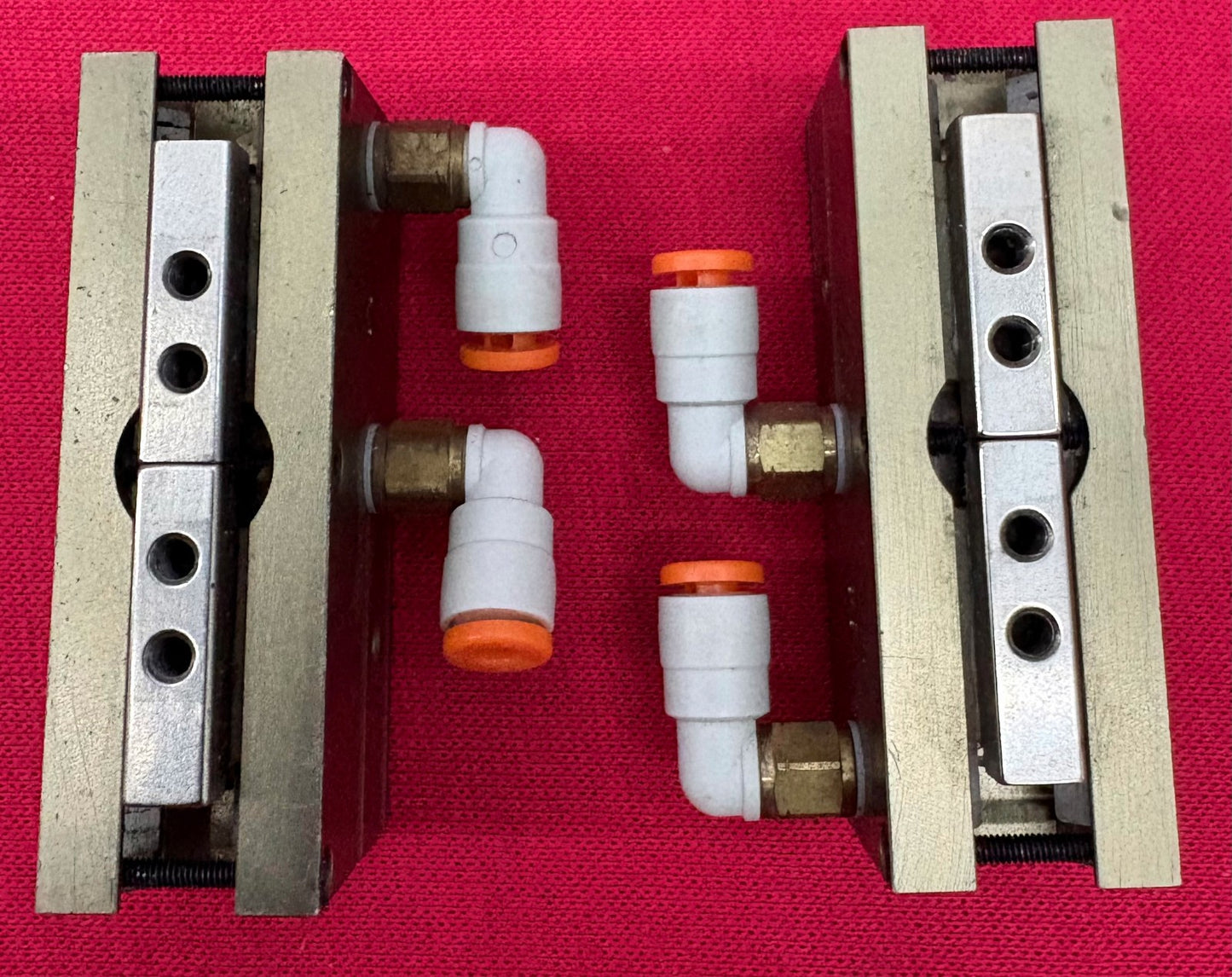ROBOHAND PARALLEL PNEUMATIC GRIPPER RPL-2M - 1 LOT QTY 2
