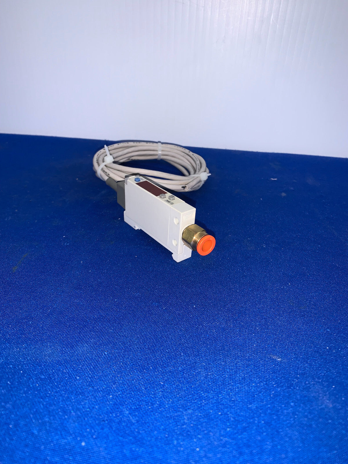 SMC ZSE10-M5-B-P DIGITAL PRESSURE SWITCH