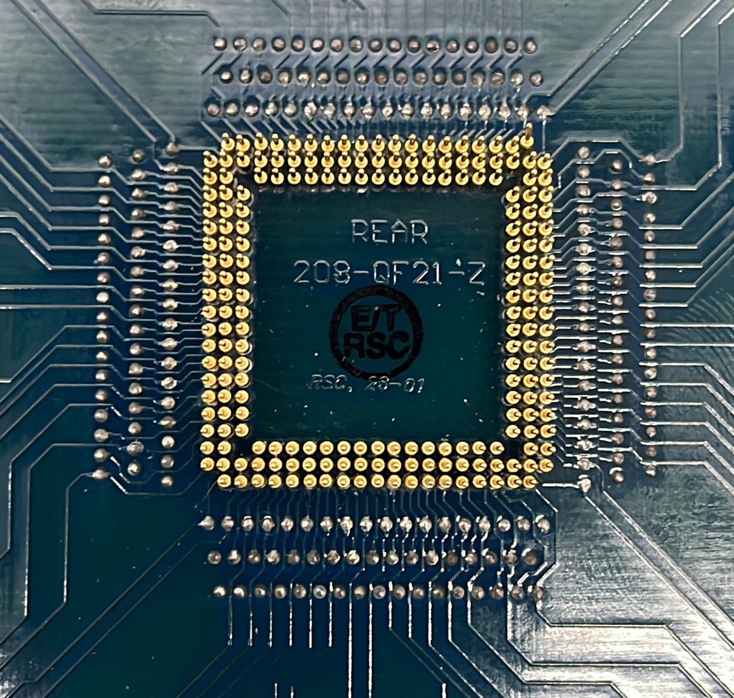 ADAPTADOR DE EMULADOR DE MONTAJE SUPERFICIAL BC-V-210PZ/1-VP DE TECNOLOGÍA DE EMULACIÓN ET 