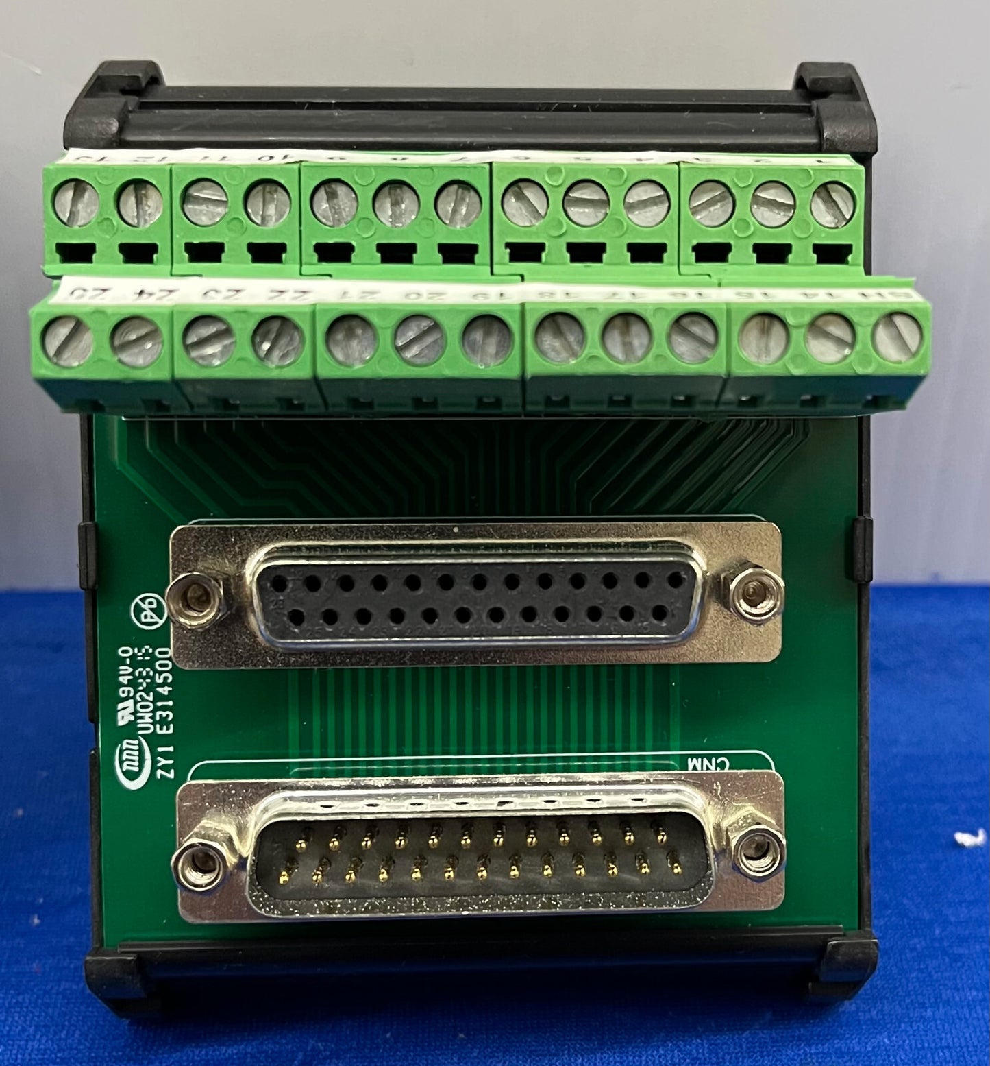Connecteur D-sub 25 broches vers bornier American Electric LDSUB-25-MF - 1 lot de 2