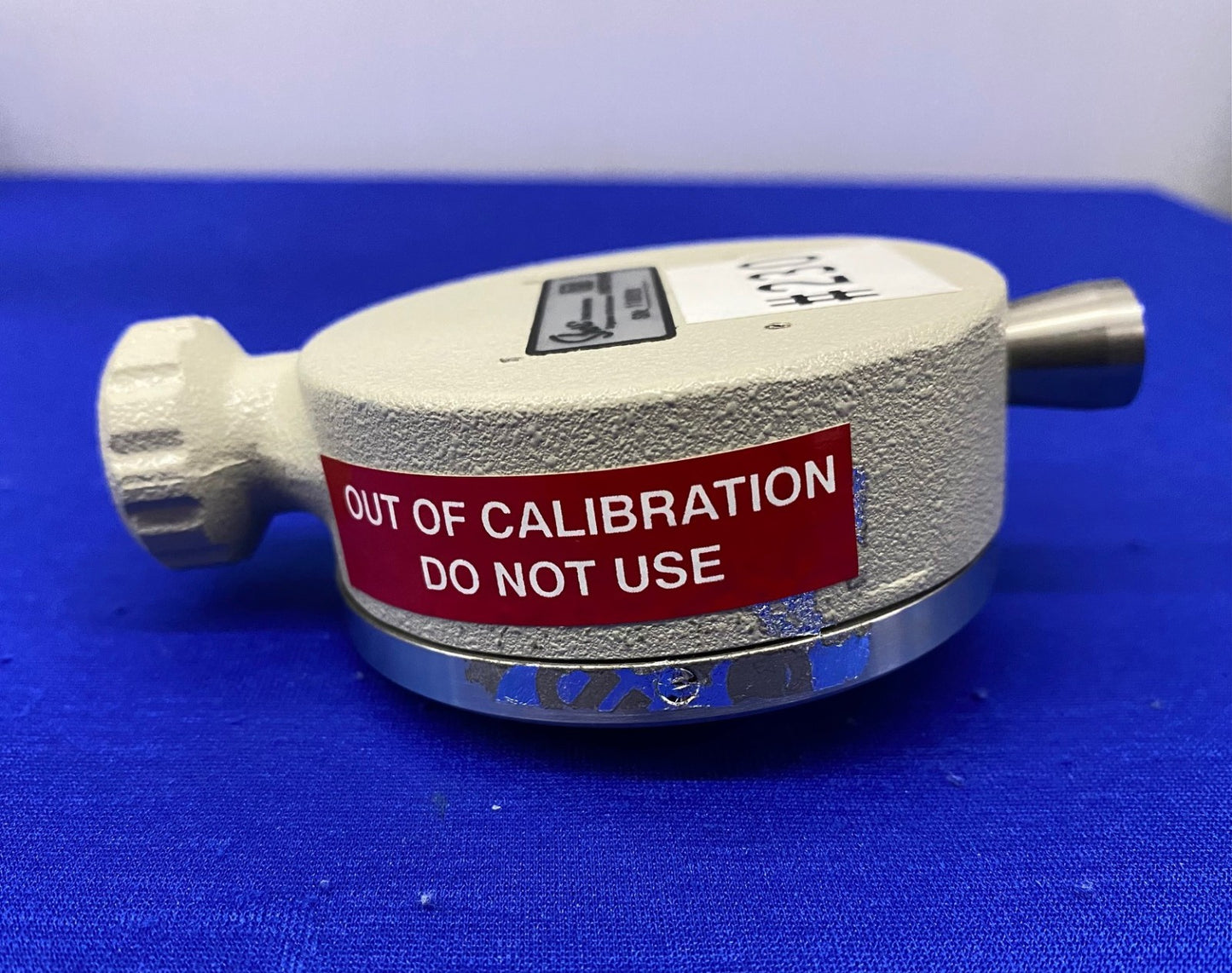 INSTRON SHORE ® DUROMETER TYPE ASTM D2240 PT#407716800 TYPE D-LONG