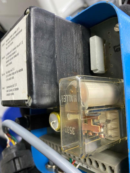 OPTIK ELEKTRONIK SICK NP 05/NP-05/NP05 ALIMENTATORE CON FUSIBILE DI COMMUTAZIONE