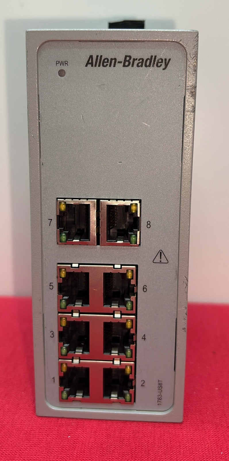 Allen Bradley AB STRATIX 2000™ 1783-US8T  8 PORT UNMANAGED ETHERNET SWITCH