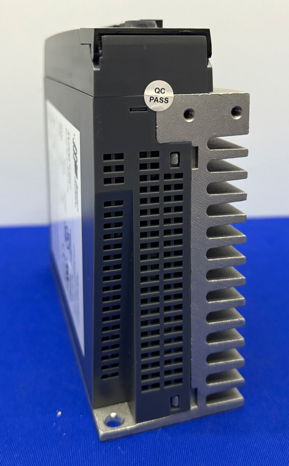 APPLIED MOTION PRODUCTS SV200 SV2A3-P-NE AC SERVO DRIVE 100-130 VAC PHASE 3