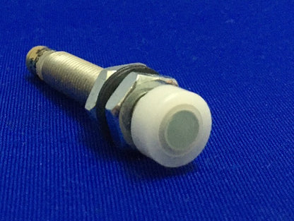 DÉTECTEUR DE PROXIMITÉ INDUCTIF BALLUFF BES 516-324-S16-L