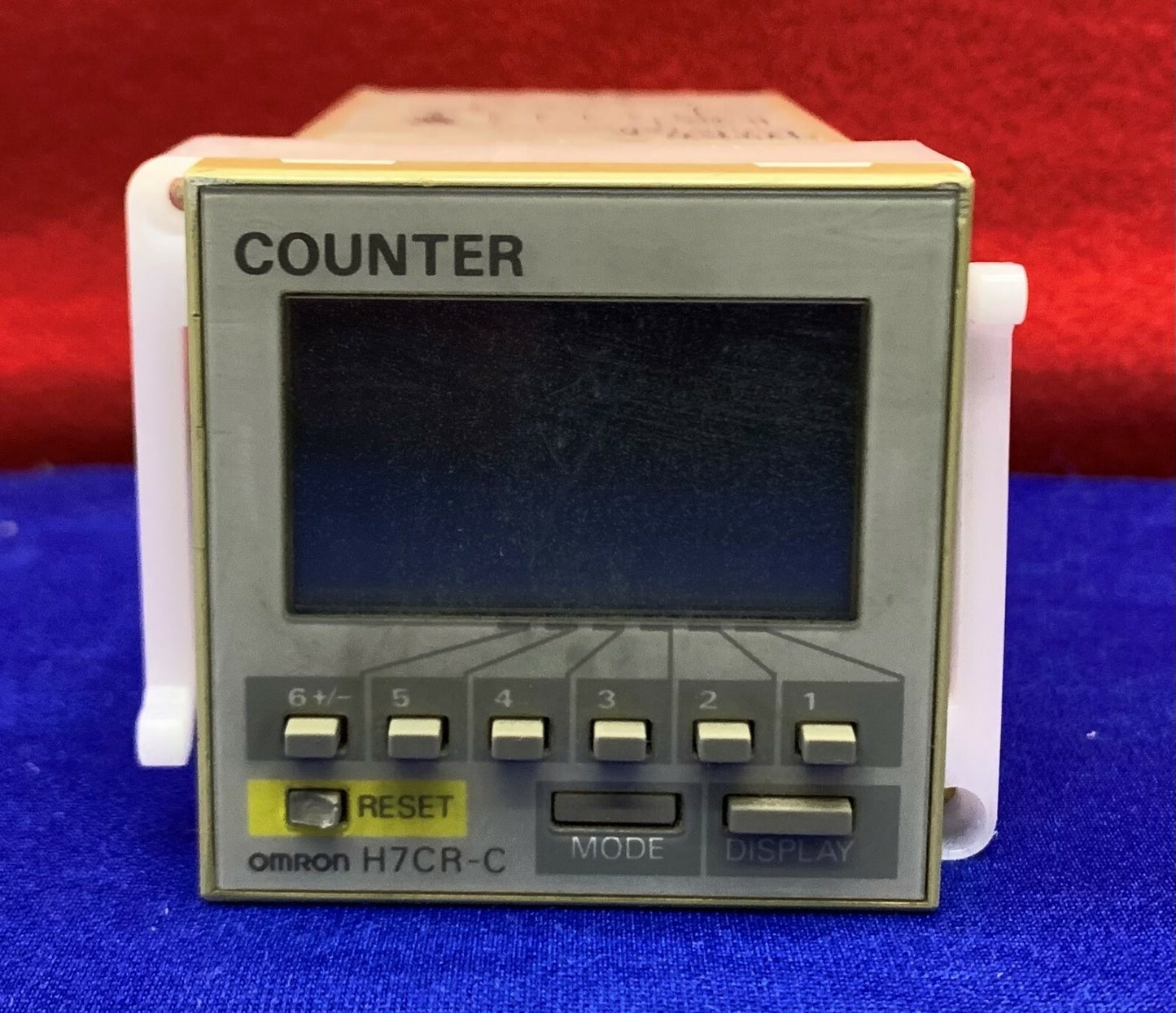 Compteur numérique Omron H7CR-C 12 à 24 V CC/24 V CA 50/60 Hz 