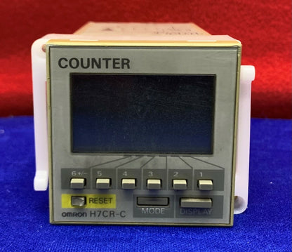 Compteur numérique Omron H7CR-C 12 à 24 V CC/24 V CA 50/60 Hz 