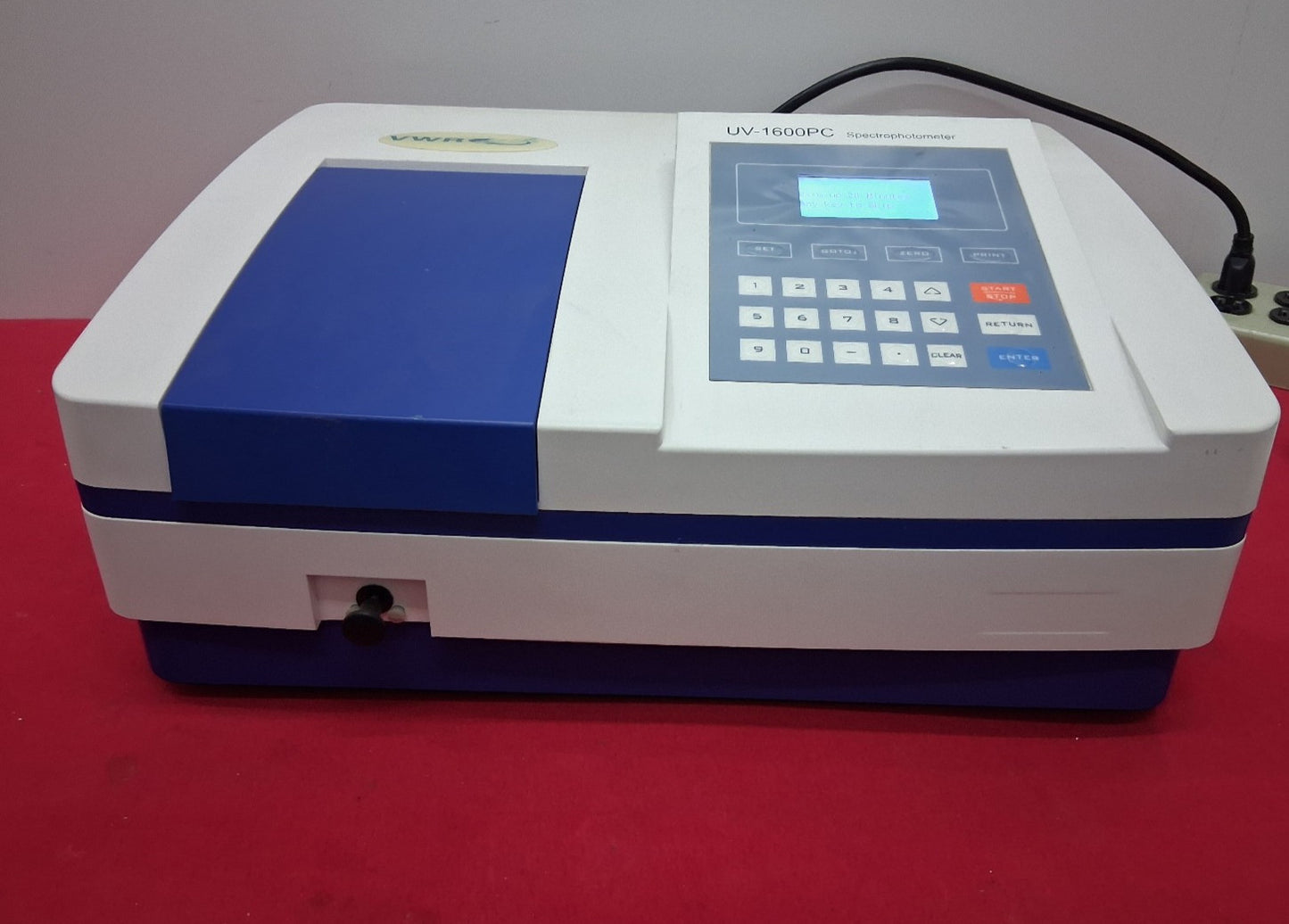 VWR UV-1600PC SPECTROPHOTOMETER 110 V AC 120 W 60 HZ 15A TESTED WORKS