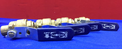 AANTAL 4 - NIBCO USA 580 1/2'' AFSLUITER C 125SWP-400WOG