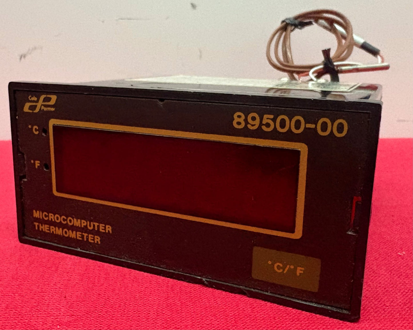 COLE-PARMER 89500-00 MICROCOMPUTER THERMOMETER TEMPERATURE PANEL