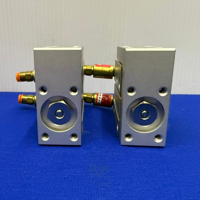 SMC MXH16-10 Pneumatic Compact double stroke slide table 10mm 1 Lot of Qty. 2
