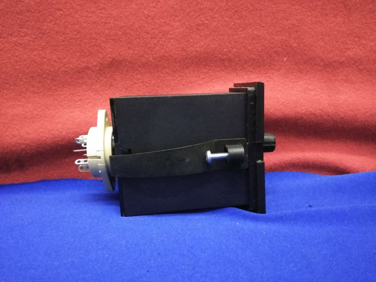 ENTRELEC SSAC TRM120A2Z30 ZEITVERZÖGERUNGSRELAIS 