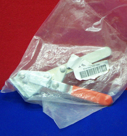 KNU-VISE VST-600, ABRAZADERA DE SUJECIÓN VERTICAL CON CAPACIDAD DE 700 LB