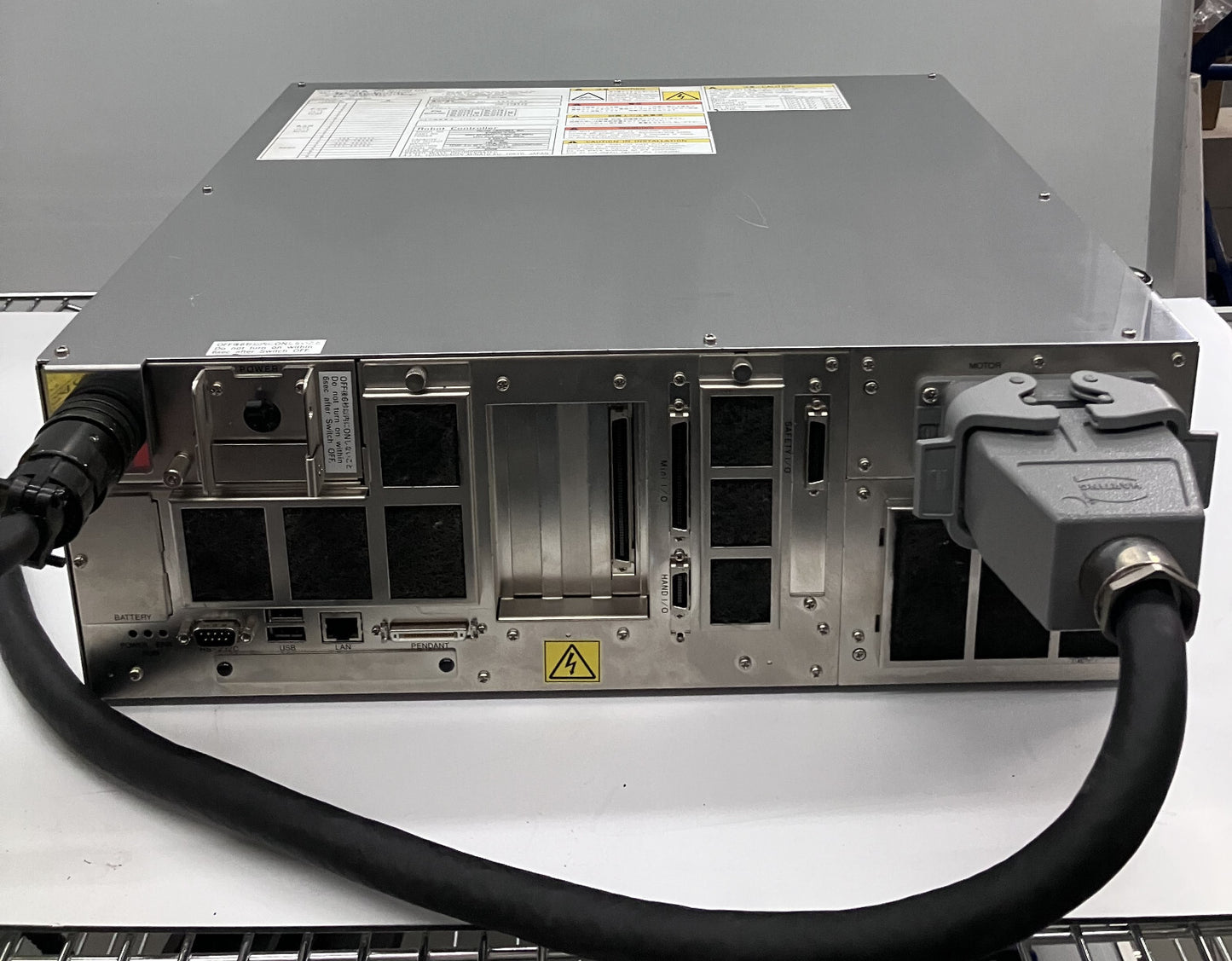 DENSO WAVE INC ROBOTERSTEUERUNG RC7M-HMG4BA-BN