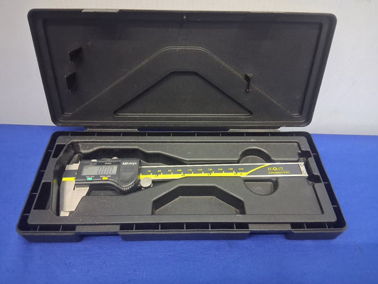 Mitutoyo 500-196-30 CD-6" ASX Digimatic Digital Caliper 6 inch With Case