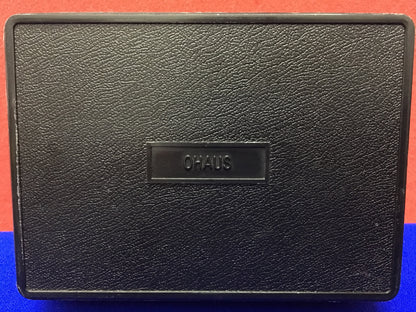 PESO OHAUS DE 100 g CON ESTUCHE Y GUANTE