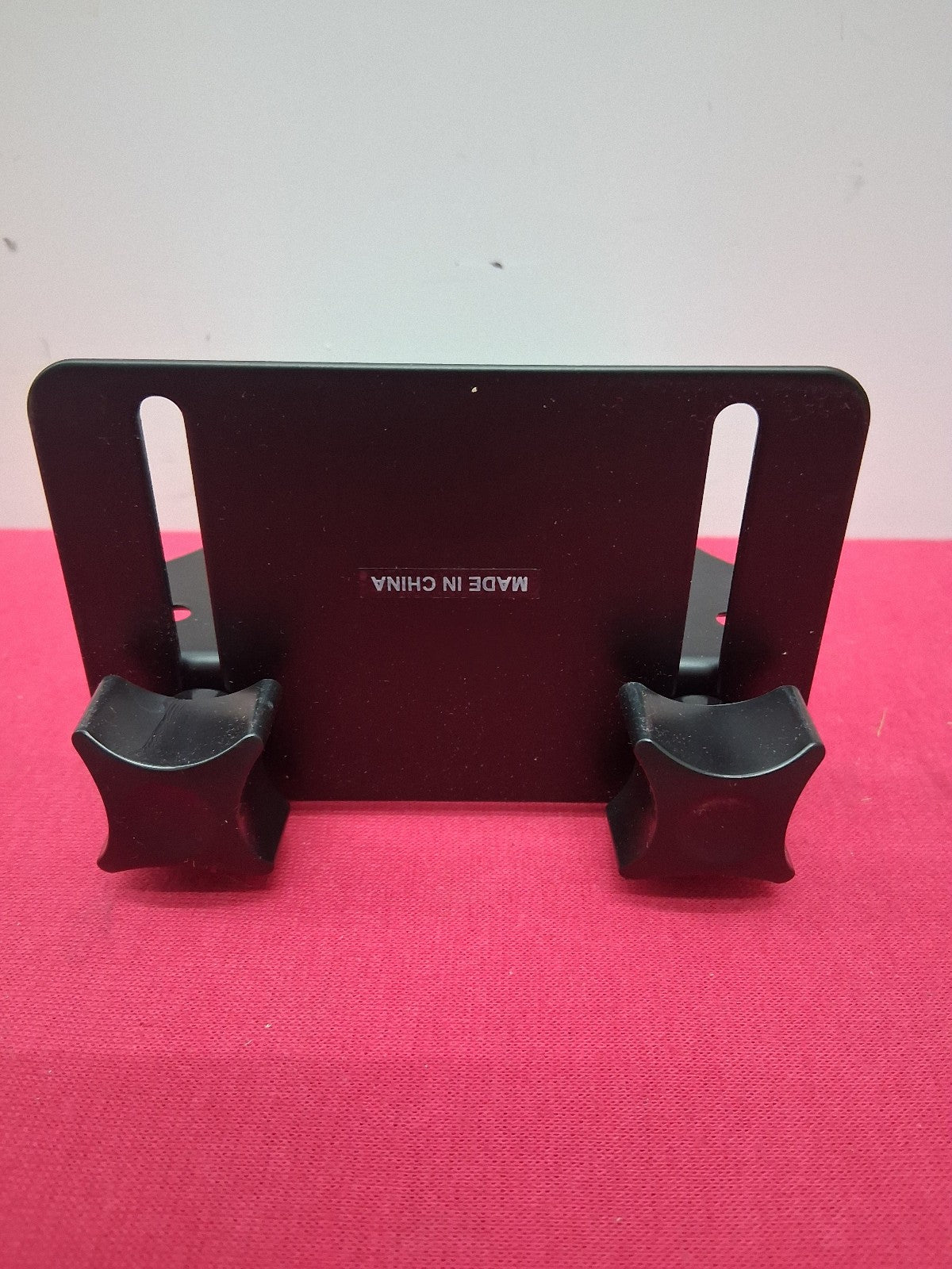 HumanCentric 101-2047 Thin Client Mount