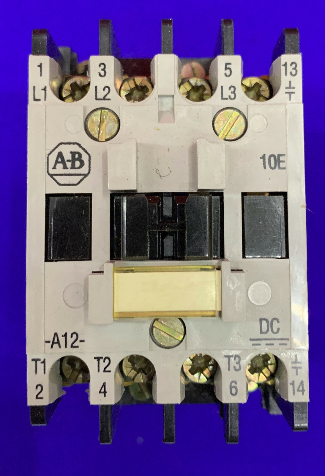 CONTATTORE Allen-Bradley / Allen Bradley / AB 100-A12NZ*3 SER B