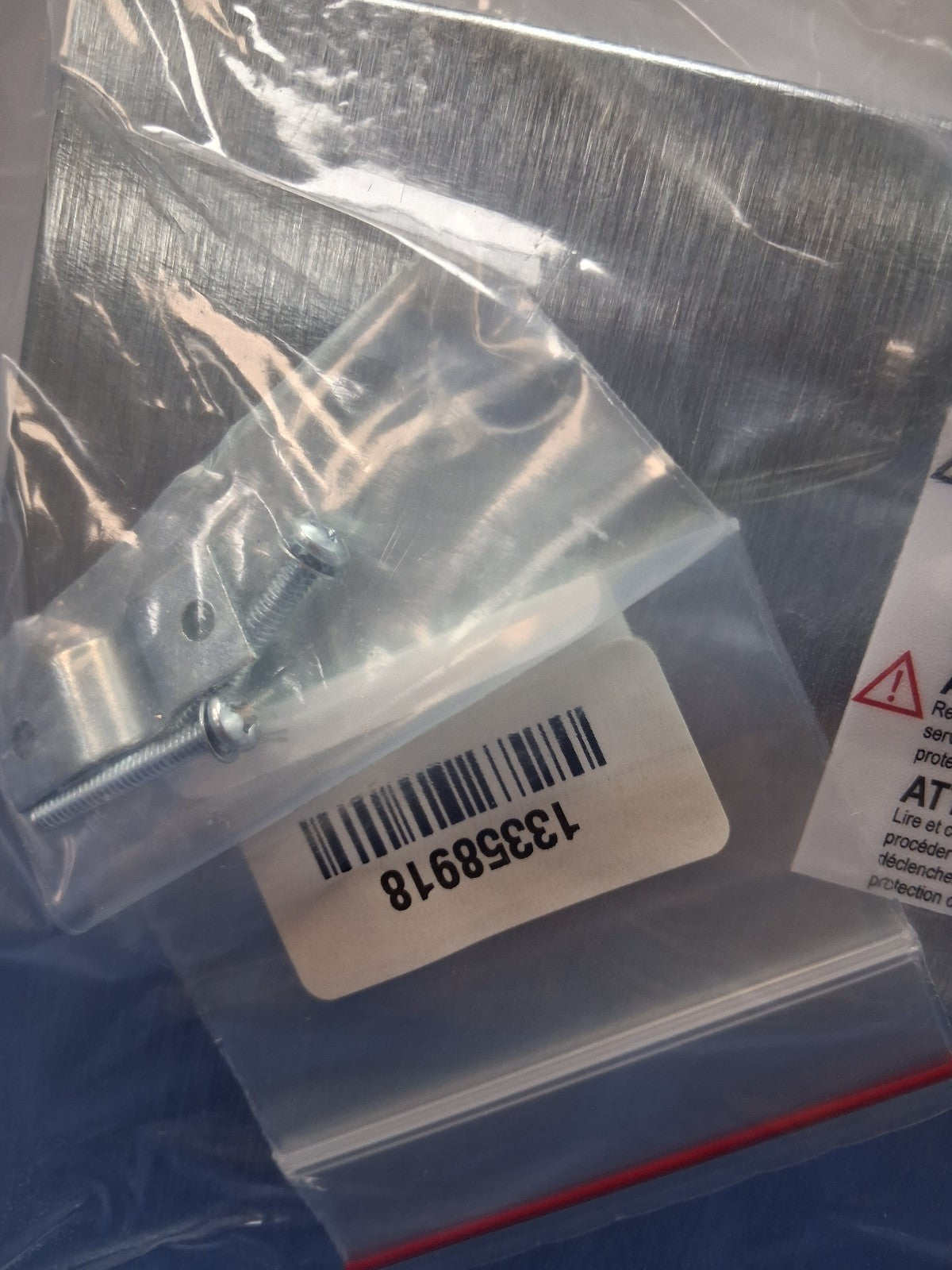 Allen Bradley KINETIX 350 DRIVE 102499 120V /240 VAC 1/3/PE 4,0 A 1.57 NEW