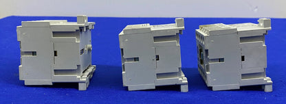 Allen Bradley AB M220 700DC-M220* SER A CONTACTEUR - 1 LOT QTÉ 3