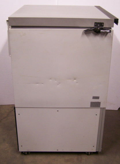 Il congelatore a bassa temperatura REVCO SCIENTIFIC ULT350-5-AUA SN TA-103093 ha raggiunto -41