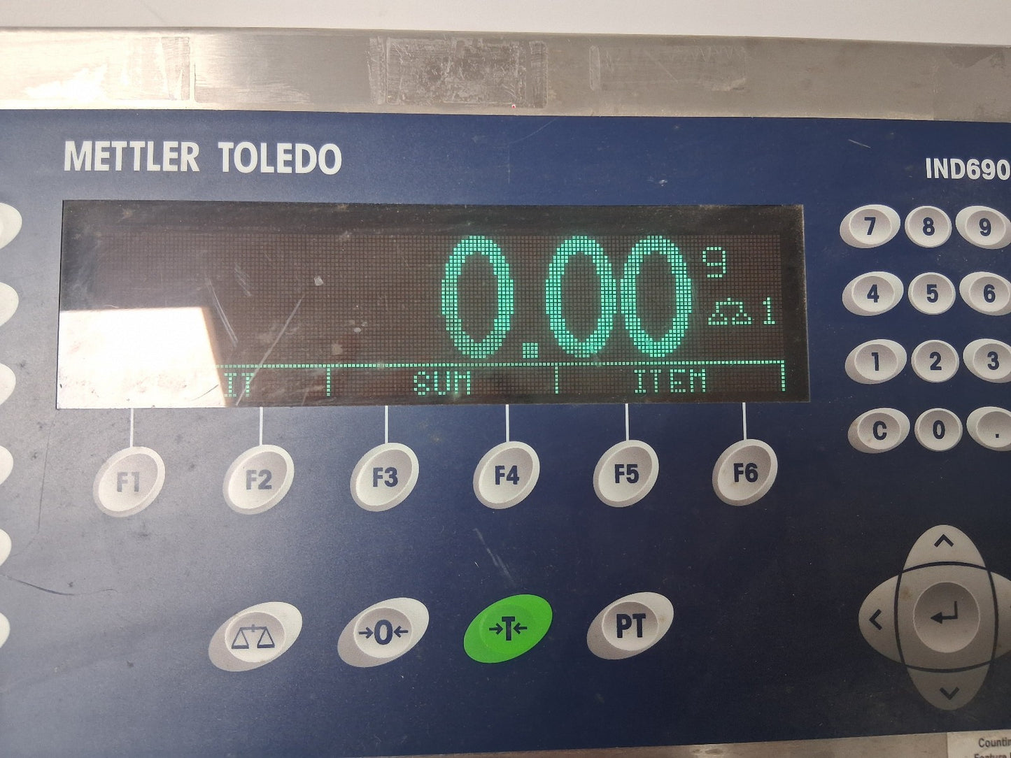 Mettler Toledo IND690 Weighing Terminal with X1202S Precision Weighing Platform